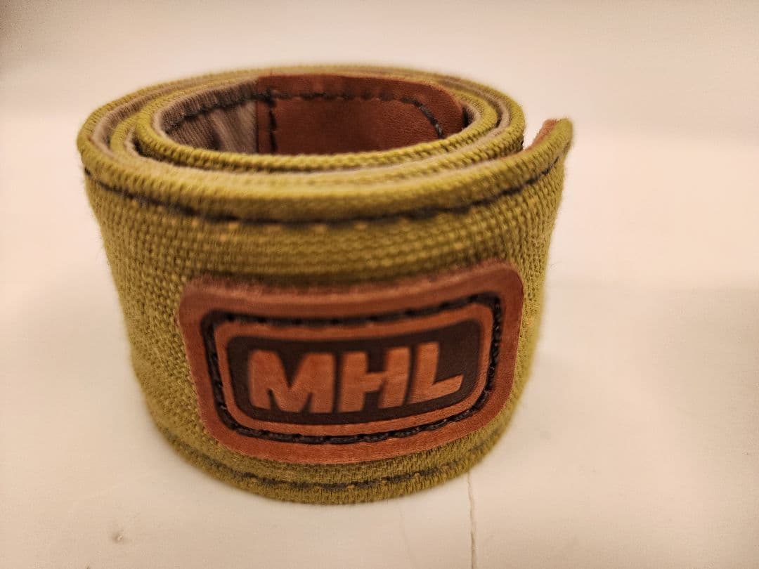 超強力 形状記憶 MHL スラップ ブレスレット 2色セット