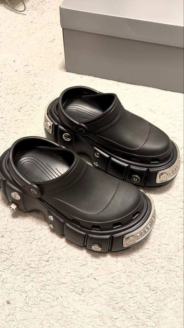 正規品 BALENCIAGA バレンシアガ クロックス ブラック サイズ42