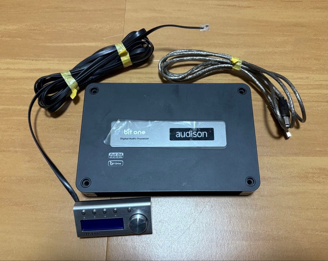 audison bit one デジタルオーディオプロセッサー　オーディソン
