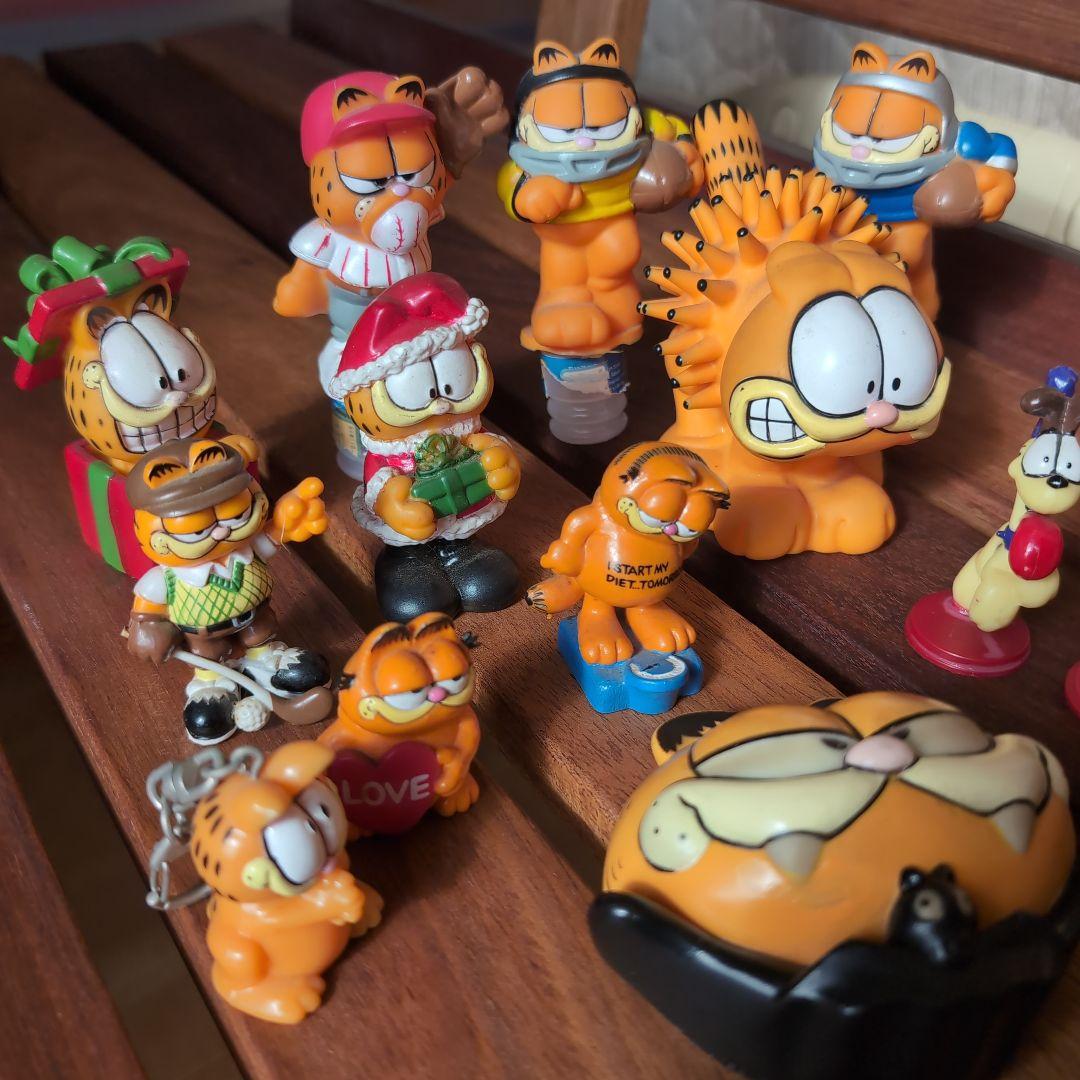 ガーフィールド フィギュア 12体・ドアノブカバー・キーホルダーセット