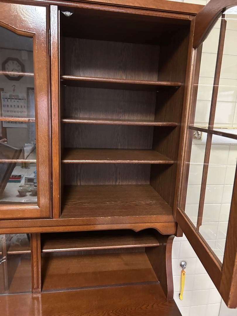 木製ブラウン食器棚 ガラス扉付き　水屋　上段部分だけ　引き取り可能