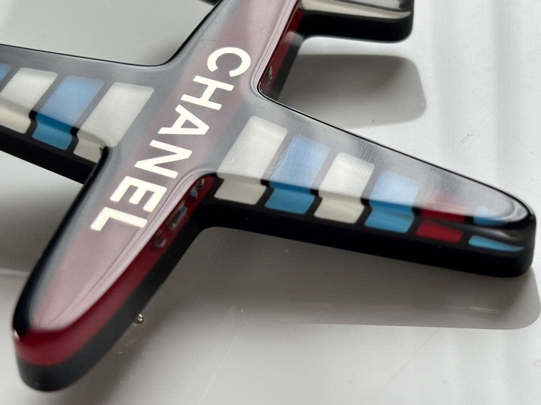 CHANEL シャネル エアライン レジンブローチ　1回着用【極美品】