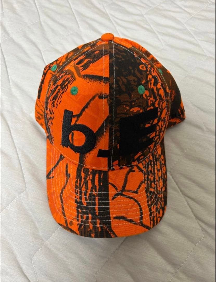 美品正規品b.eautiful オレンジ迷彩キャップ