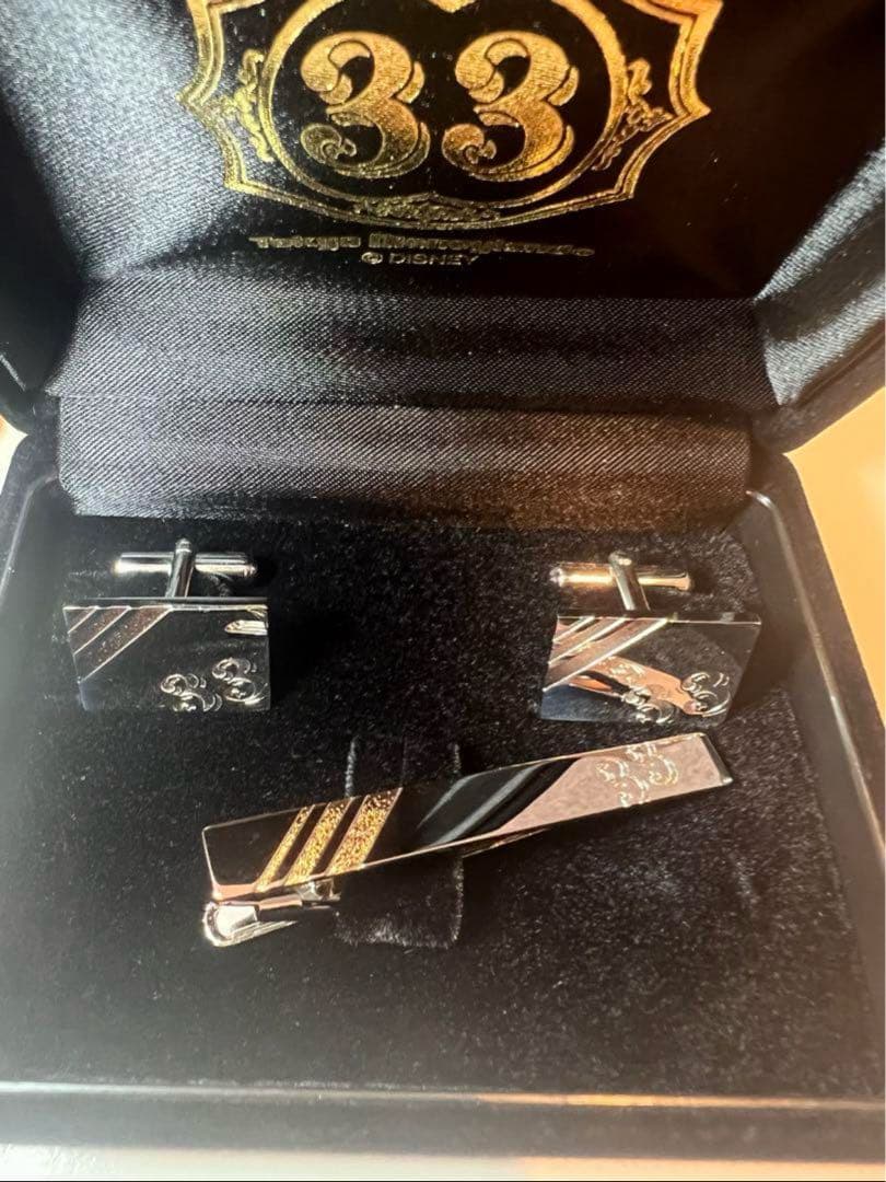 【新品•未使用】クラブ３３ CLUB33 ディズニーランド　カフス ネクタイピン
