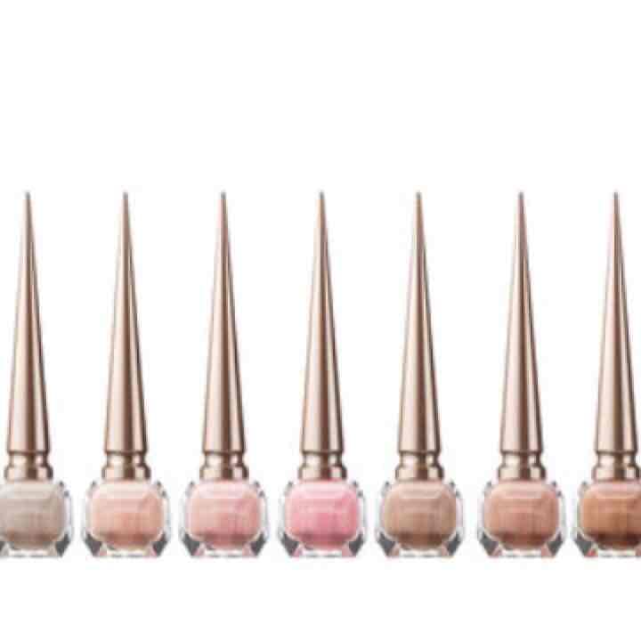 日本未入荷！クリスチャンルブタン安価