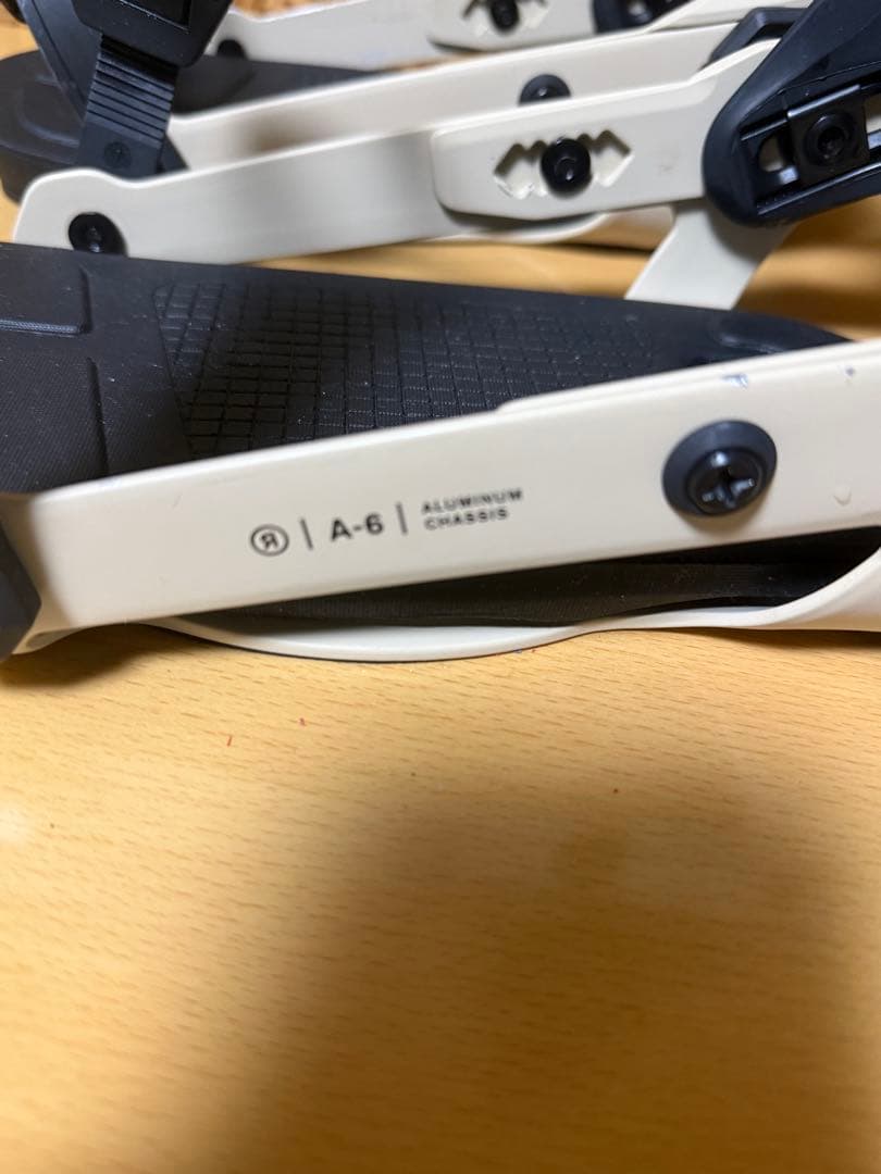 RIDE A-6 M スノーボードビンディング ブラック/ホワイト