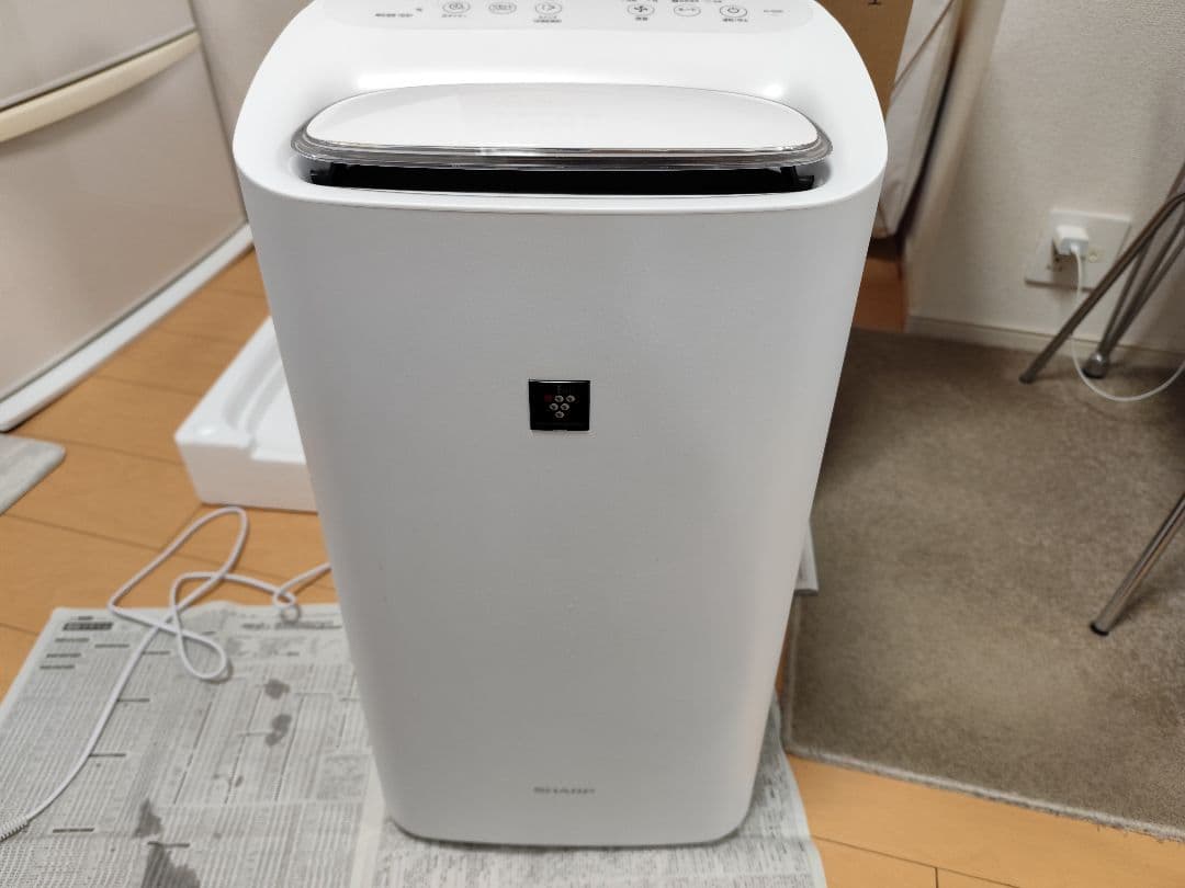 空気清浄機 ホワイト タッチ式操作パネル