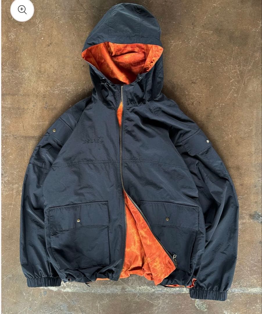 【完売品】Belvetリバーシブル ナイロンジャケット オレンジ 黒