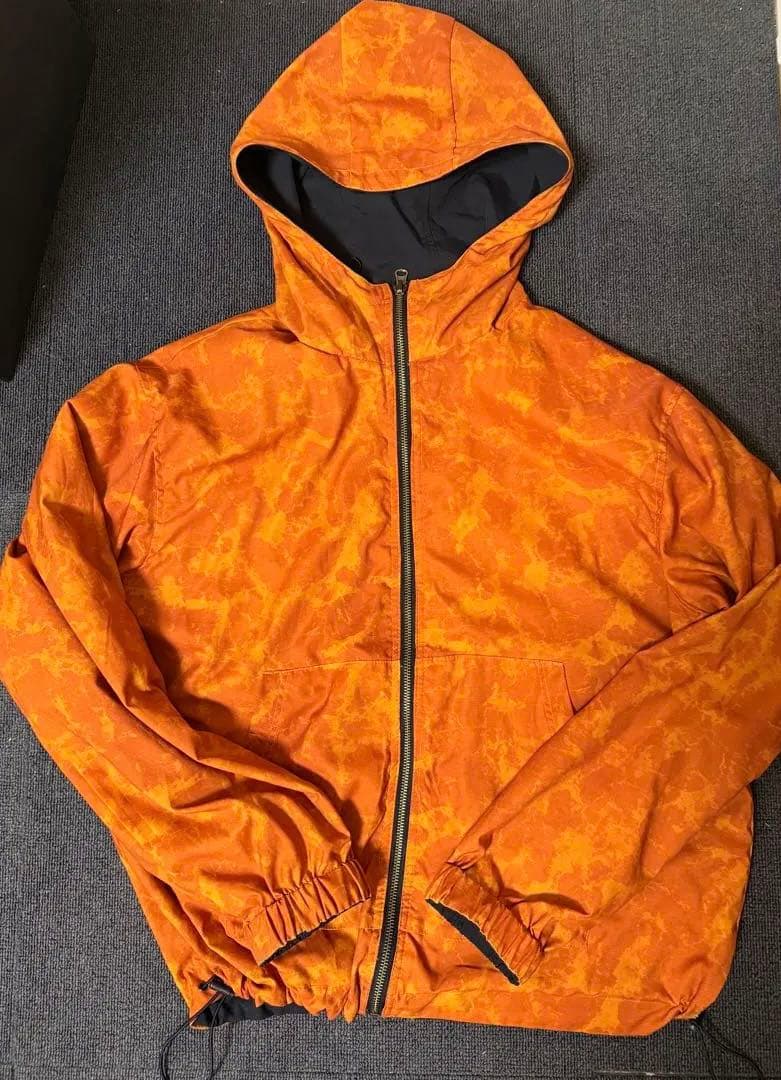 【完売品】Belvetリバーシブル ナイロンジャケット オレンジ 黒