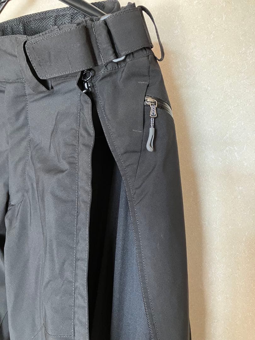 ミズノスキーウエア（上下：Ｍサイズ、ブレスサーモ）