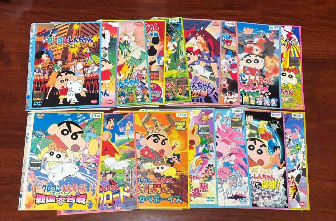 映画クレヨンしんちゃん 32巻セット dvd