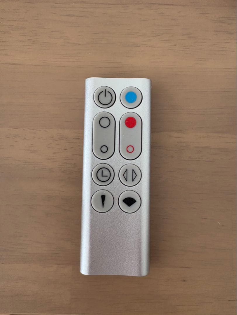 【JINN-BEE 】Dyson空気清浄機能付き　ファンヒーター2022