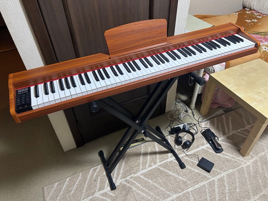 【美品】Longeye 電子ピアノ MOLD2 スタンド付き 88鍵盤送料込み。