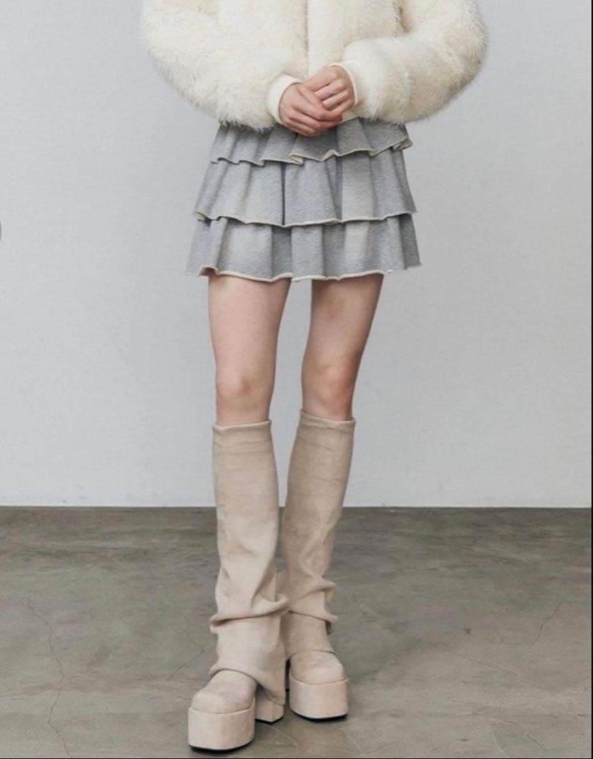 EMODA ルーズフレアカバーフィットブーツ ホワイト アイボリー