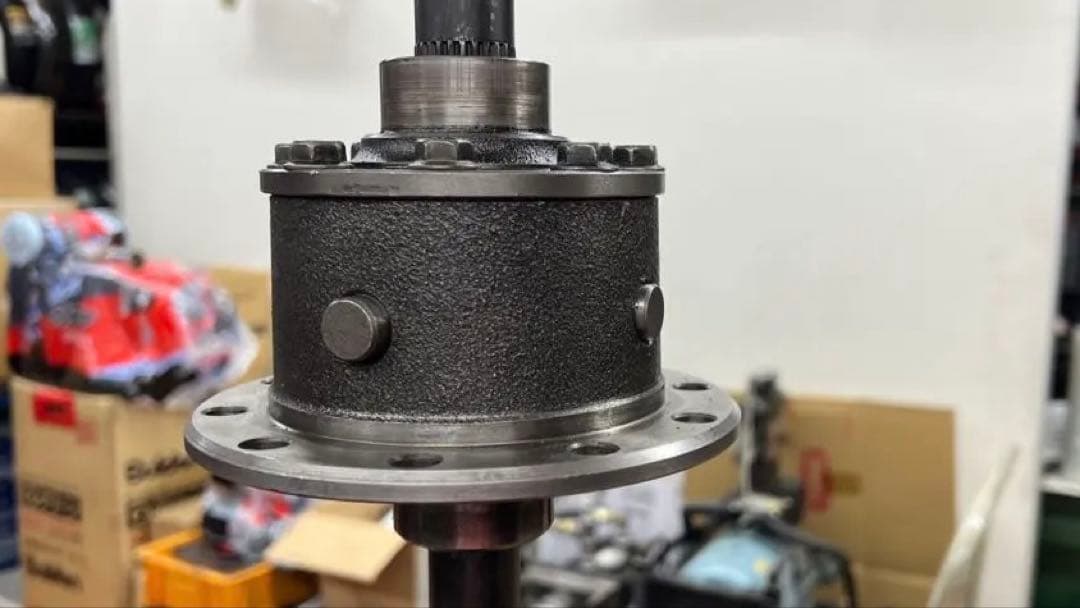 ジムニー　JA11. JB23.JB74 JB64などにロッカー組み込み済みデフ