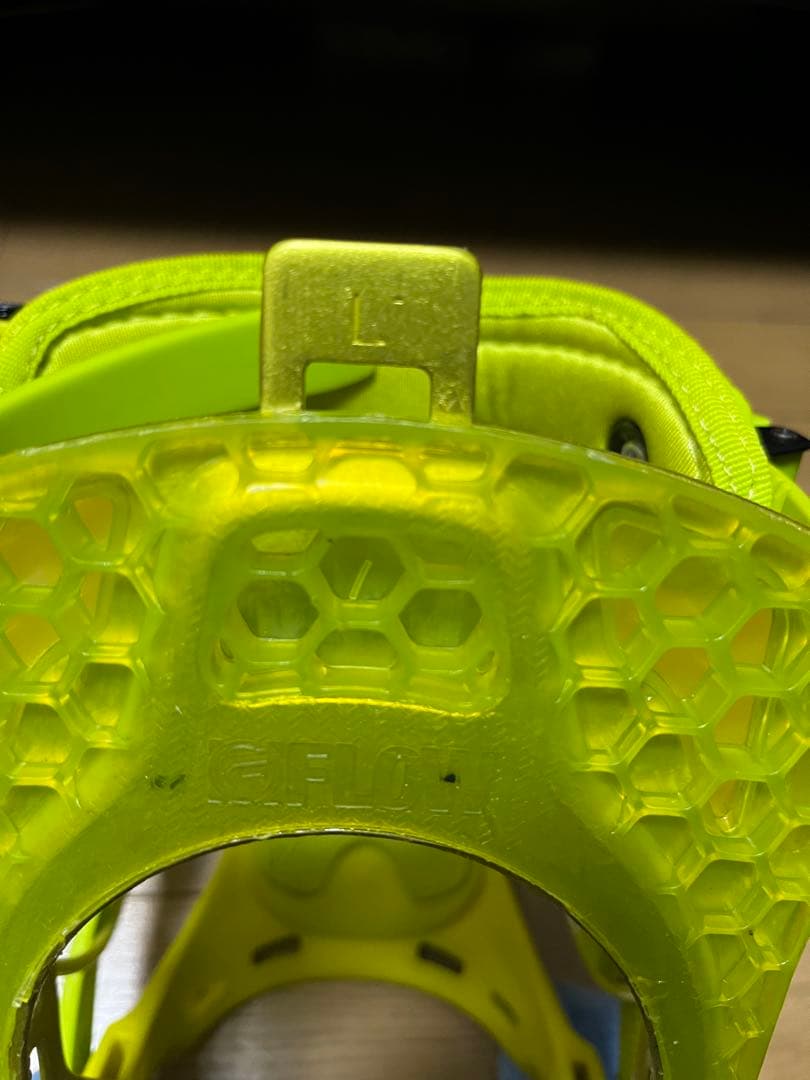 Flow NX2 スノーボードビンディング L イエロー