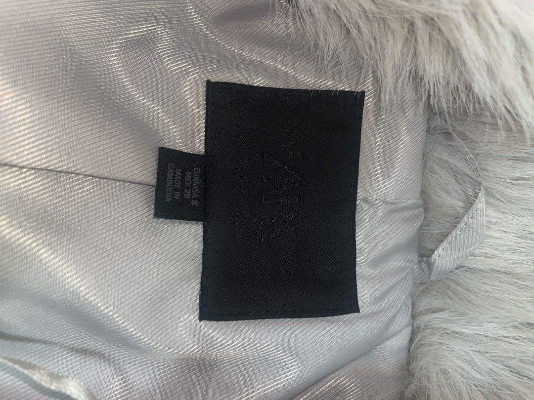 【NORIKO 】ZARA ショートフェイクファーコート Sサイズ