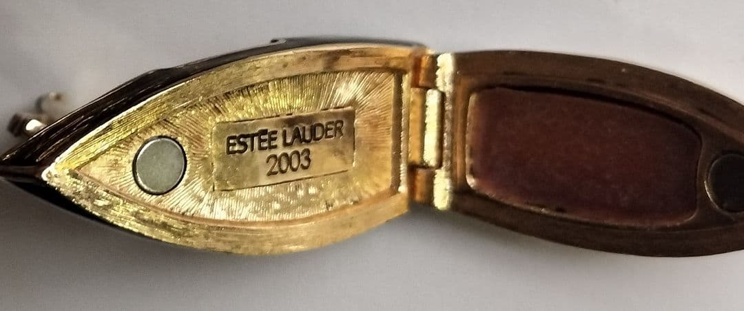 ESTEE LAUDER イントゥイション シップ ソリッド パフューム 練香水