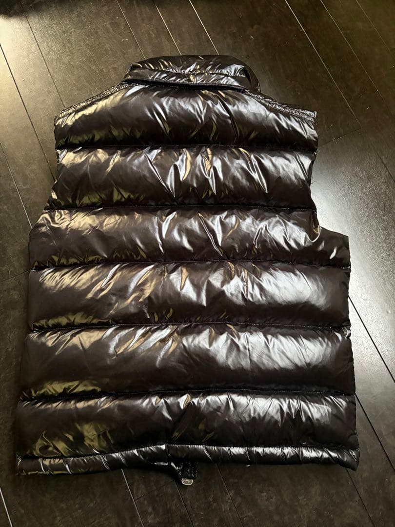 MONCLER 黒 ダウンベスト　サイズ1