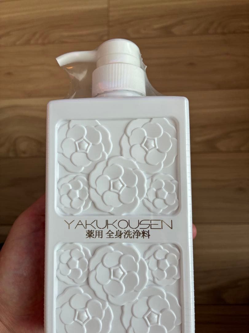 薬酵泉　YAKUKOUSEN 薬用全身洗浄料 500mL×4本入