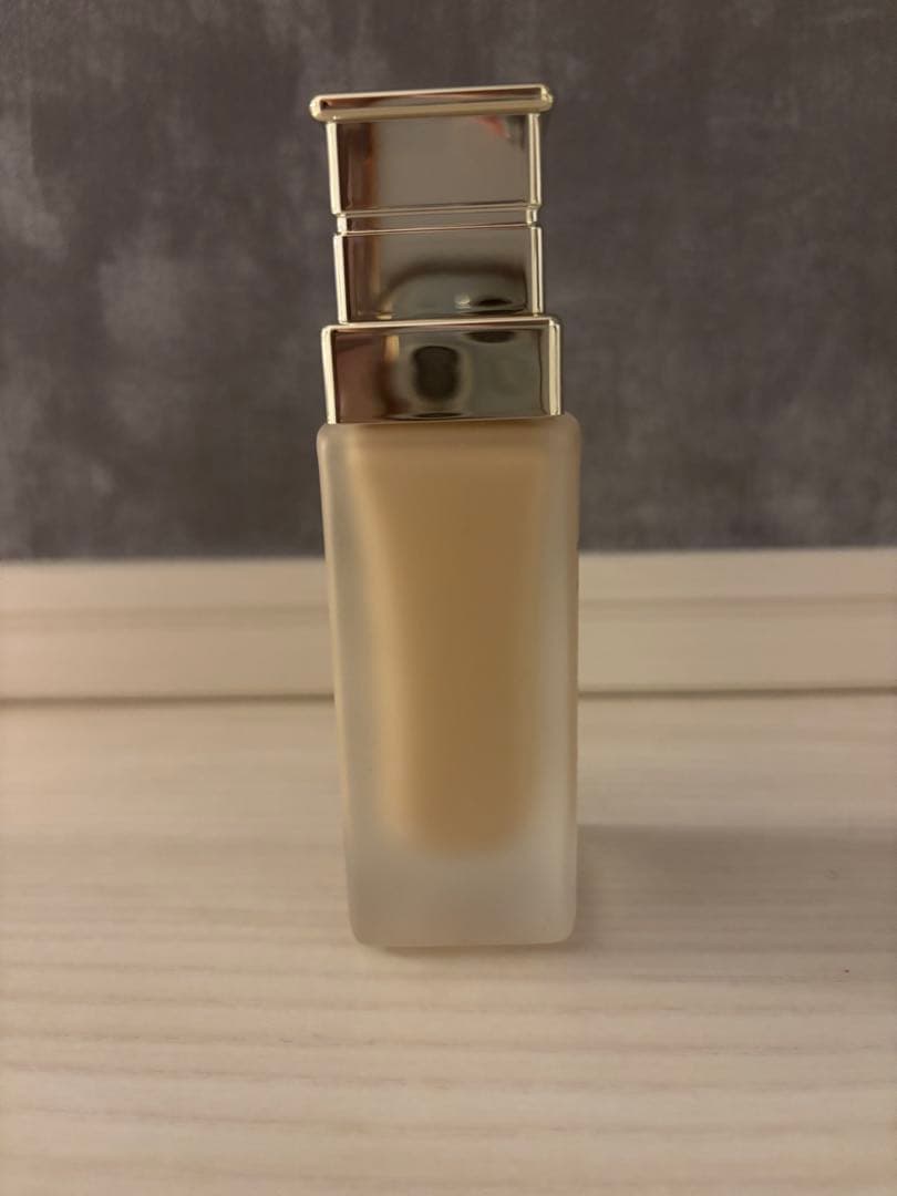 ディオール プレステージ ホワイト ル プロテクター UV ミネラル BB 01