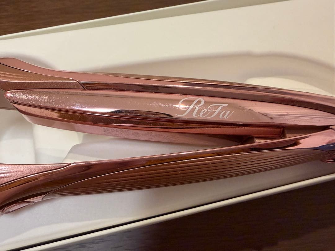 【正規品 ギャランティカード 箱あり】リファストレートアイロン プロ　ピンク