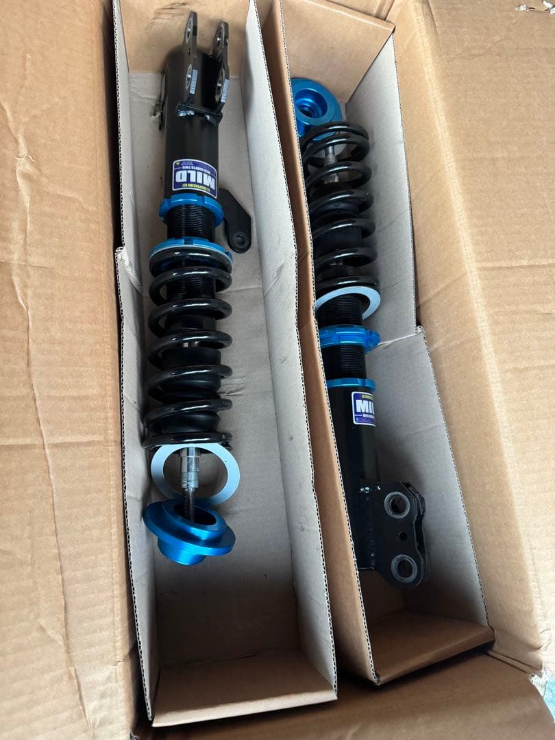 nhp10 アクア　車高調　前期　中期　マイルドダンパー