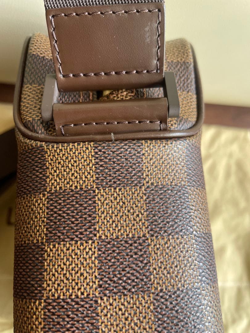 LOUIS VUITTON ダミエショルダーバッグ