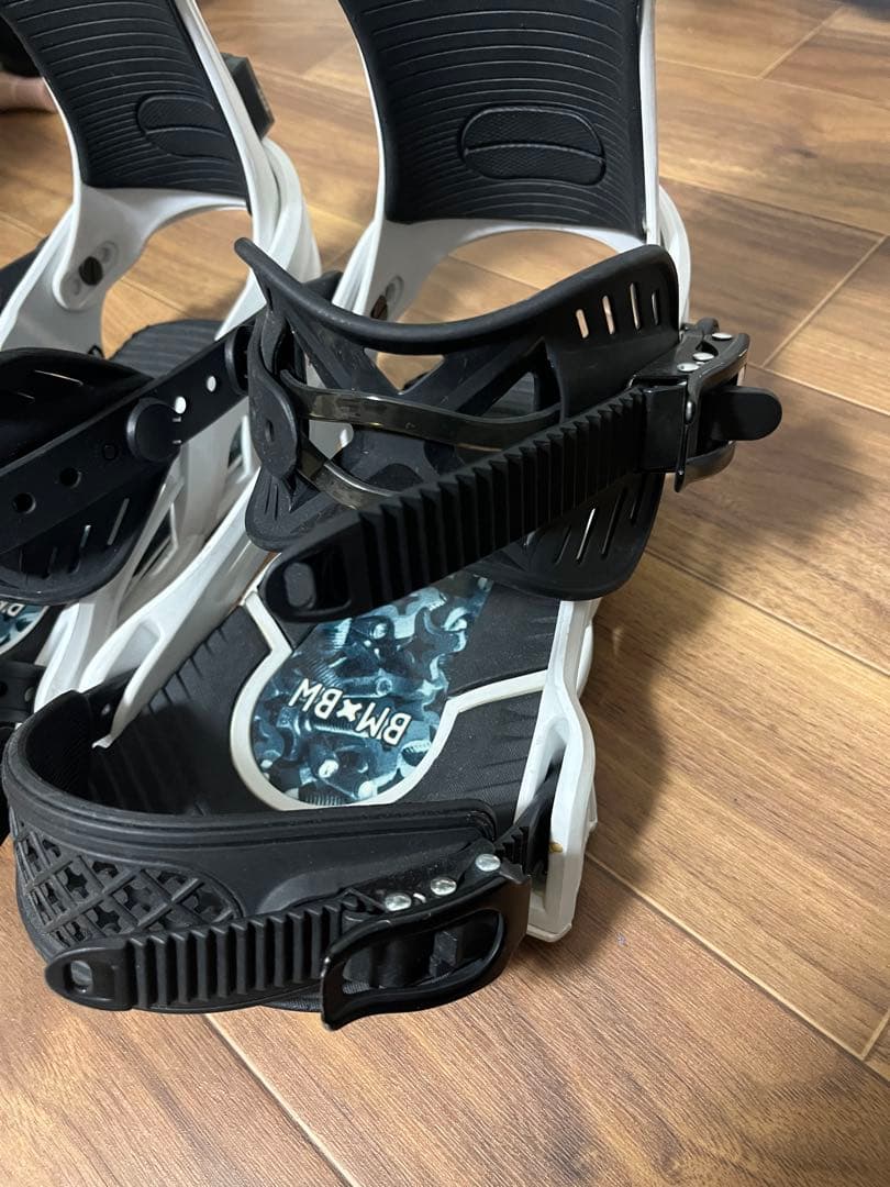 BENT L スノーボードビンディング ホワイト/ブラック