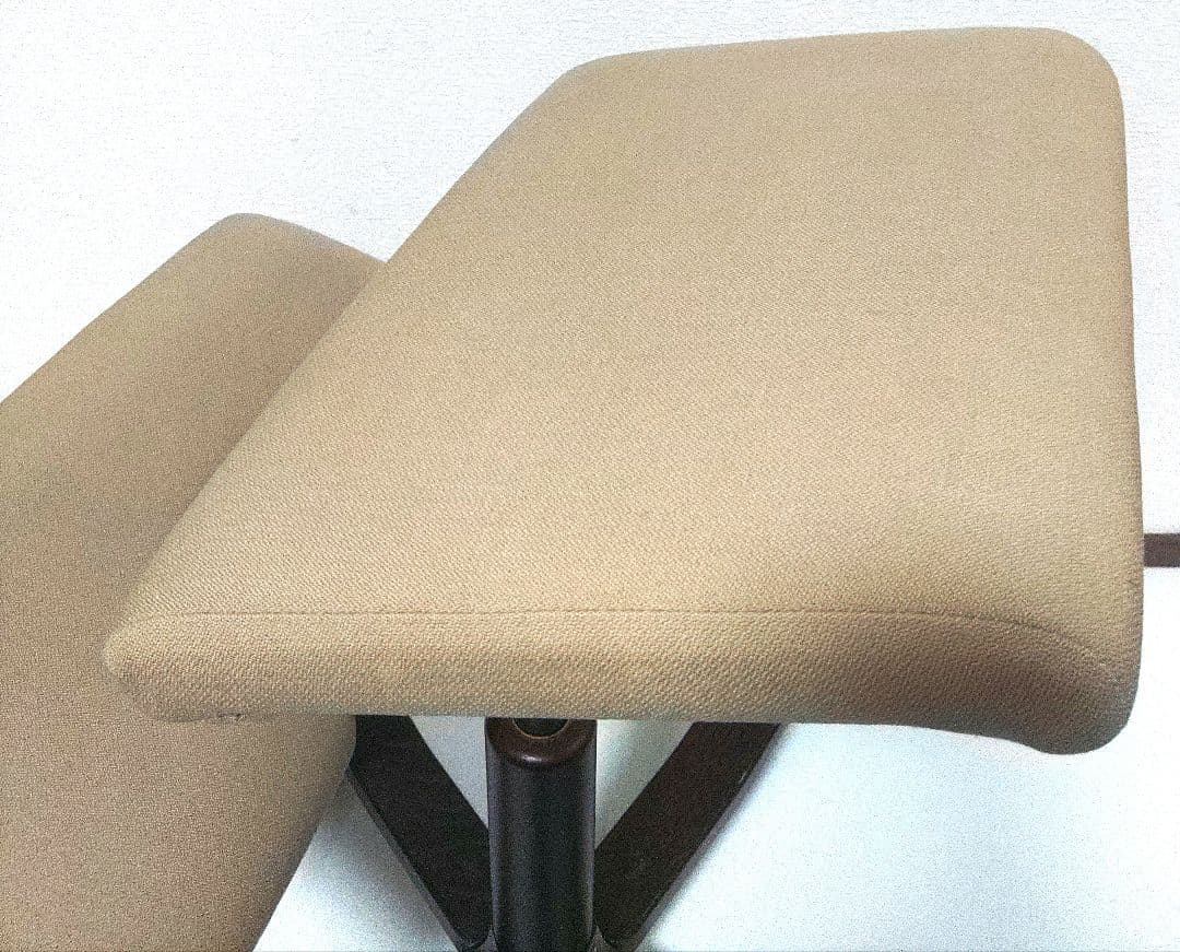 希少モデル　STOKKE バランスチェア 　腰痛対策　姿勢矯正