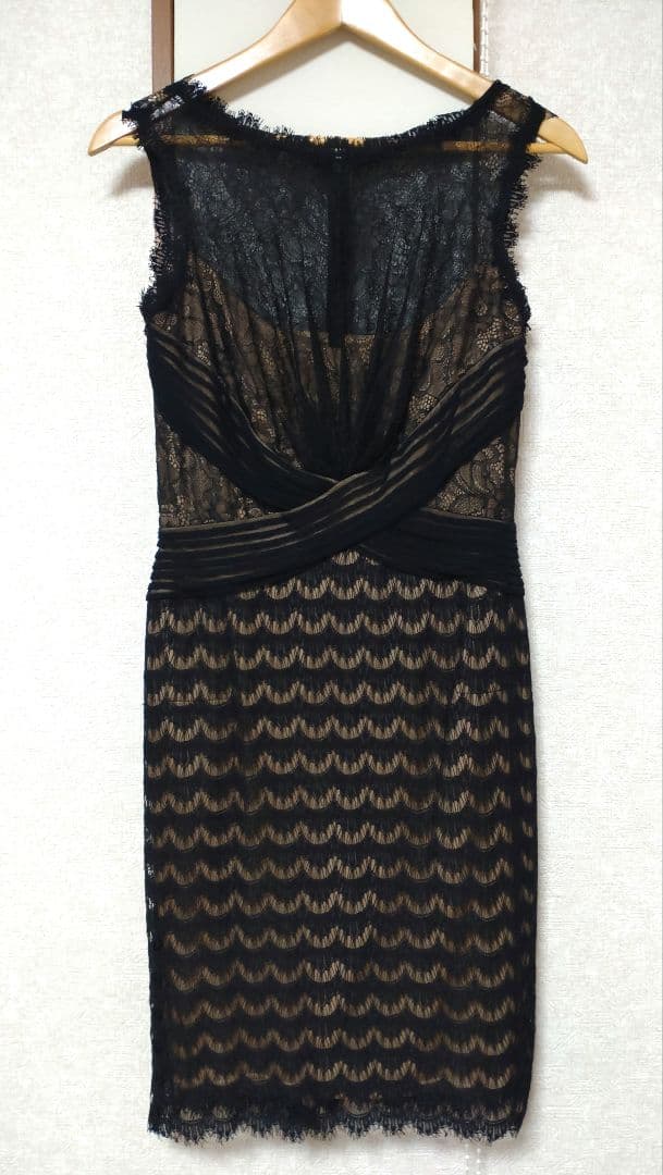 TADASHI SHOJI ノースリーブレースワンピース 6P　 タダシショージ