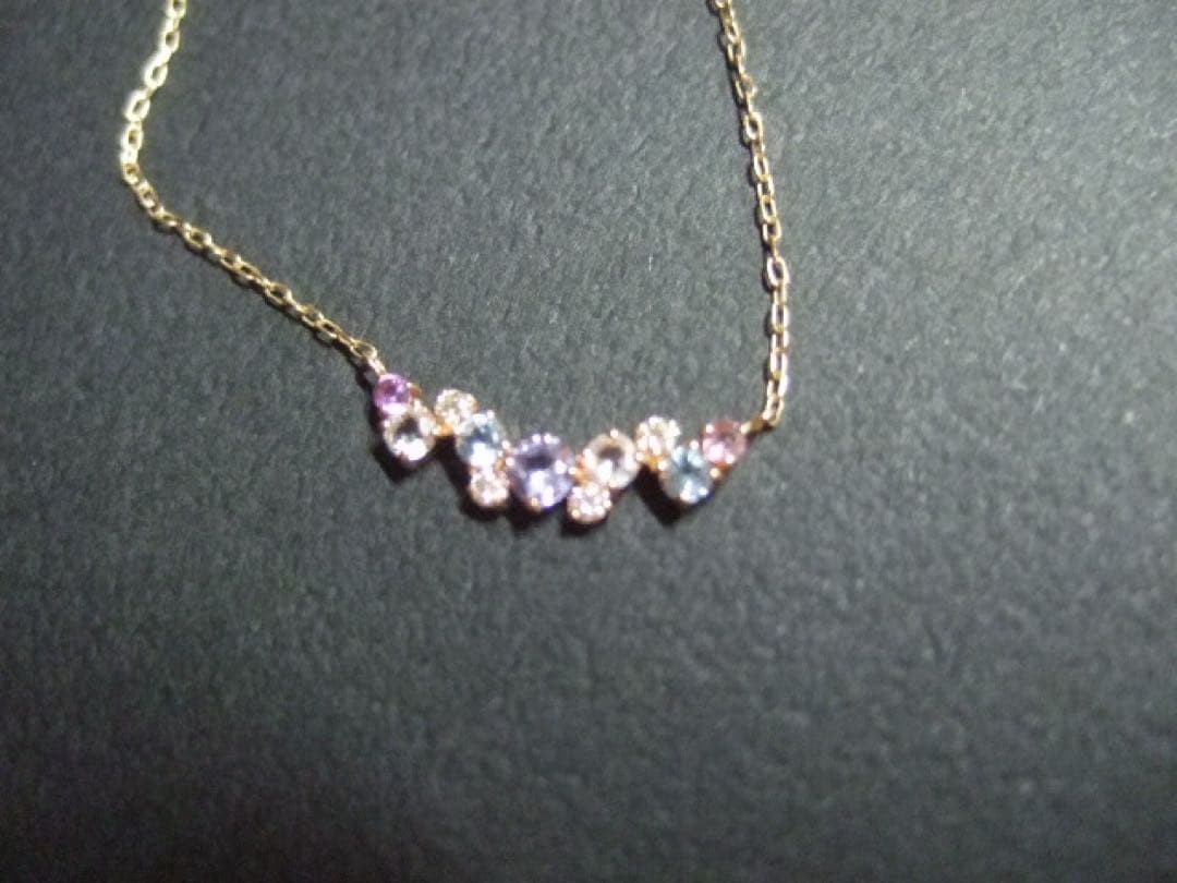 ベリテ　キレイニ　マルチカラーネックレス　VERITE QIREINI K10