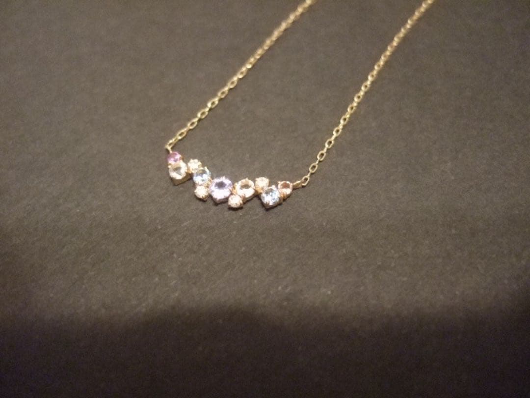 ベリテ　キレイニ　マルチカラーネックレス　VERITE QIREINI K10