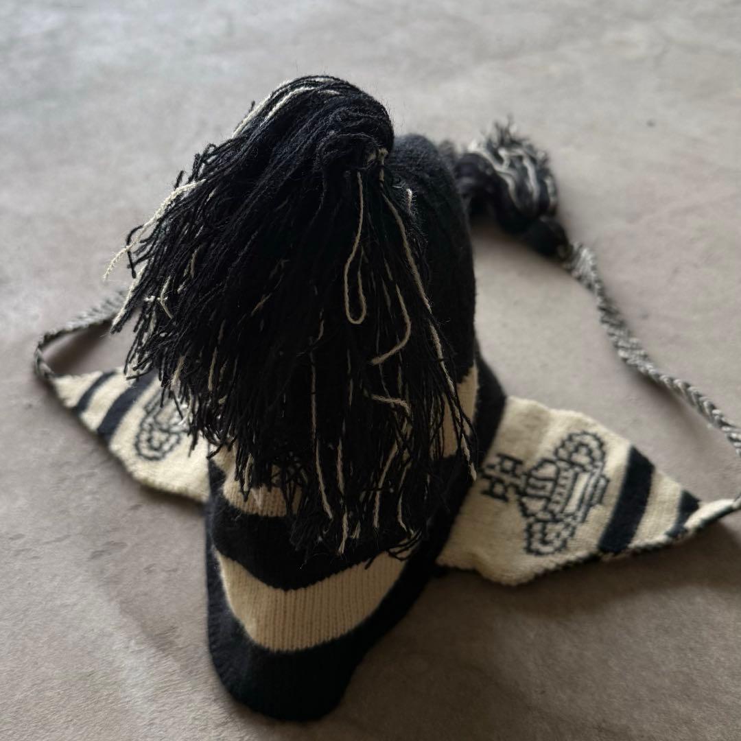 Vivienne Westwood 耳当て付きニット帽　黒×白
