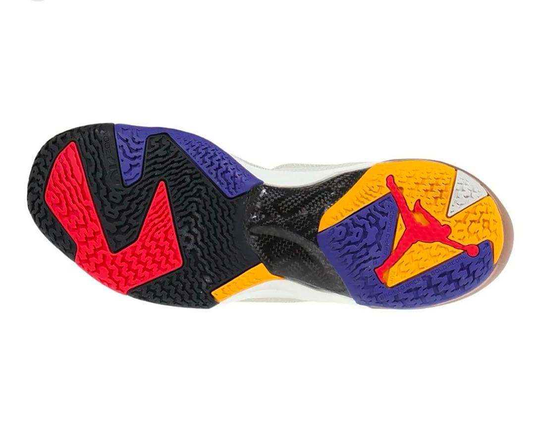 JORDAN BRAND エア ジョーダン 37 PF