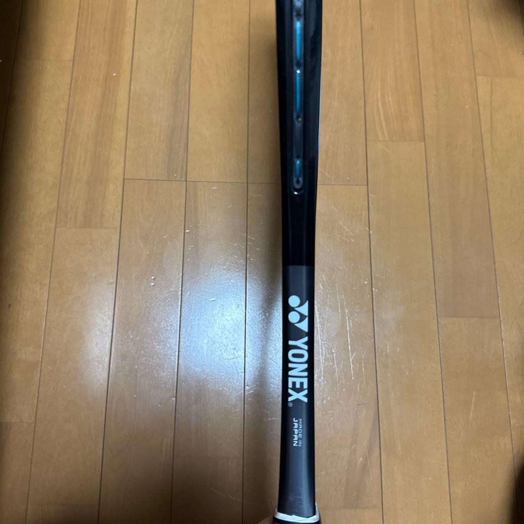 【美品】YONEX ナノフォース8V REV