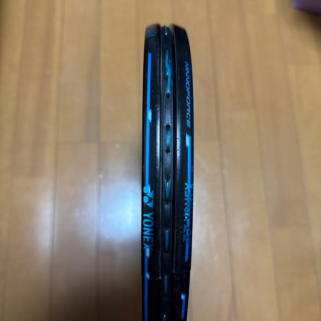 【美品】YONEX ナノフォース8V REV