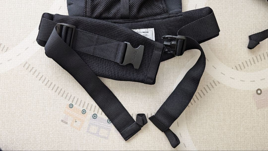 アップリカ ラクリス 抱っこひも ブラック