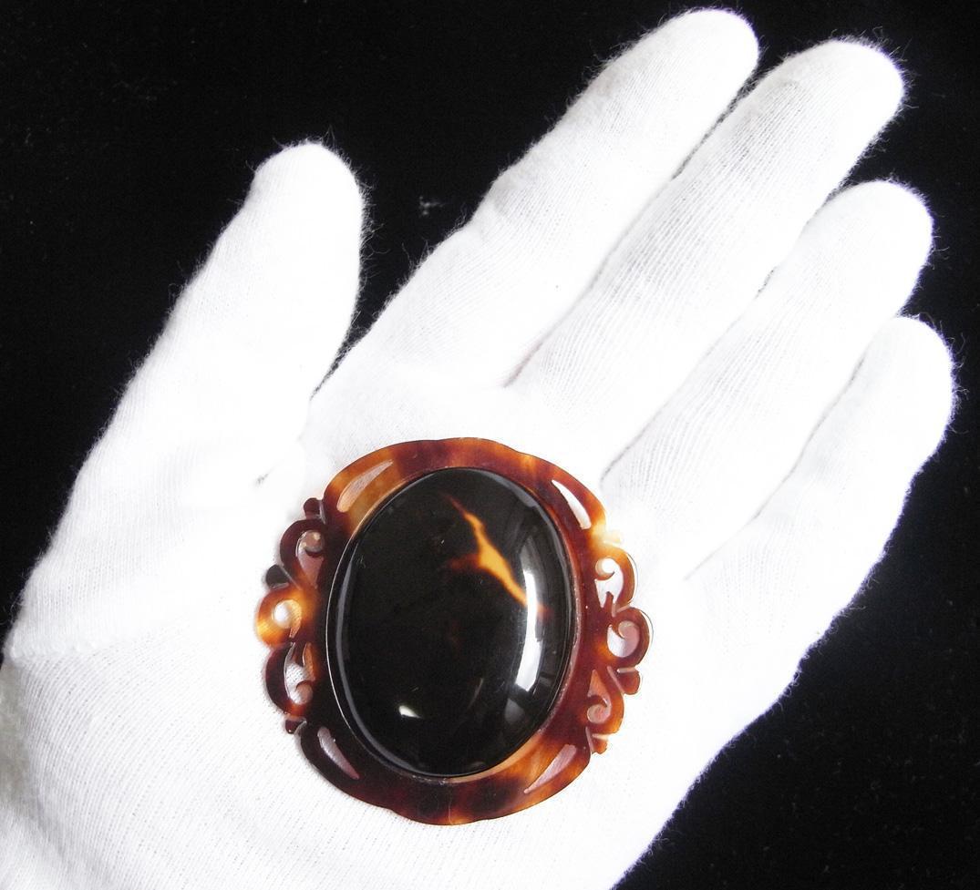 ★鼈甲（べっ甲）無垢・大きめブローチ★未使用★　鼈甲保証★　未使用品・新品★