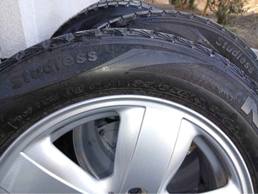 MINI 15インチホイールセット タイヤ（スタッドレス）センターキャップ付き