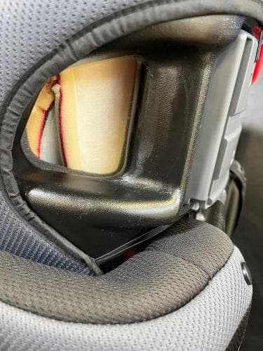 J【美品】 Aprica エアライド ジュニアシート ドリンクホルダー付 赤