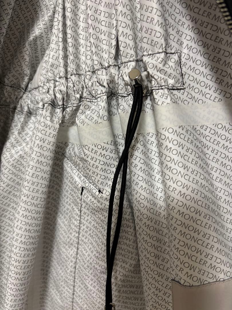 ｛美品｝MONCLER ブラック ナイロンコート