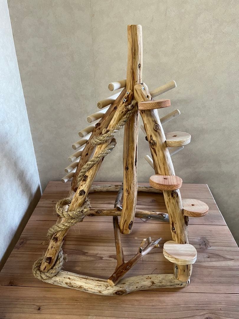 ピックさん専用ピンク鳥インコ止まり木 流木吊り下げ式バードアスレチックバード