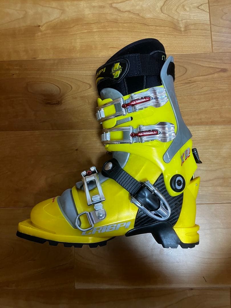 CRISPI XR テレマークブーツ