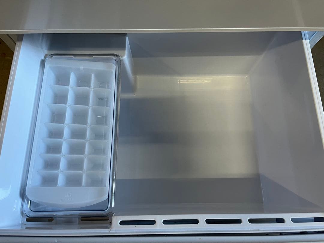 ☆AQUA 冷蔵庫 AQR-27N2(W) 270L 2023年製