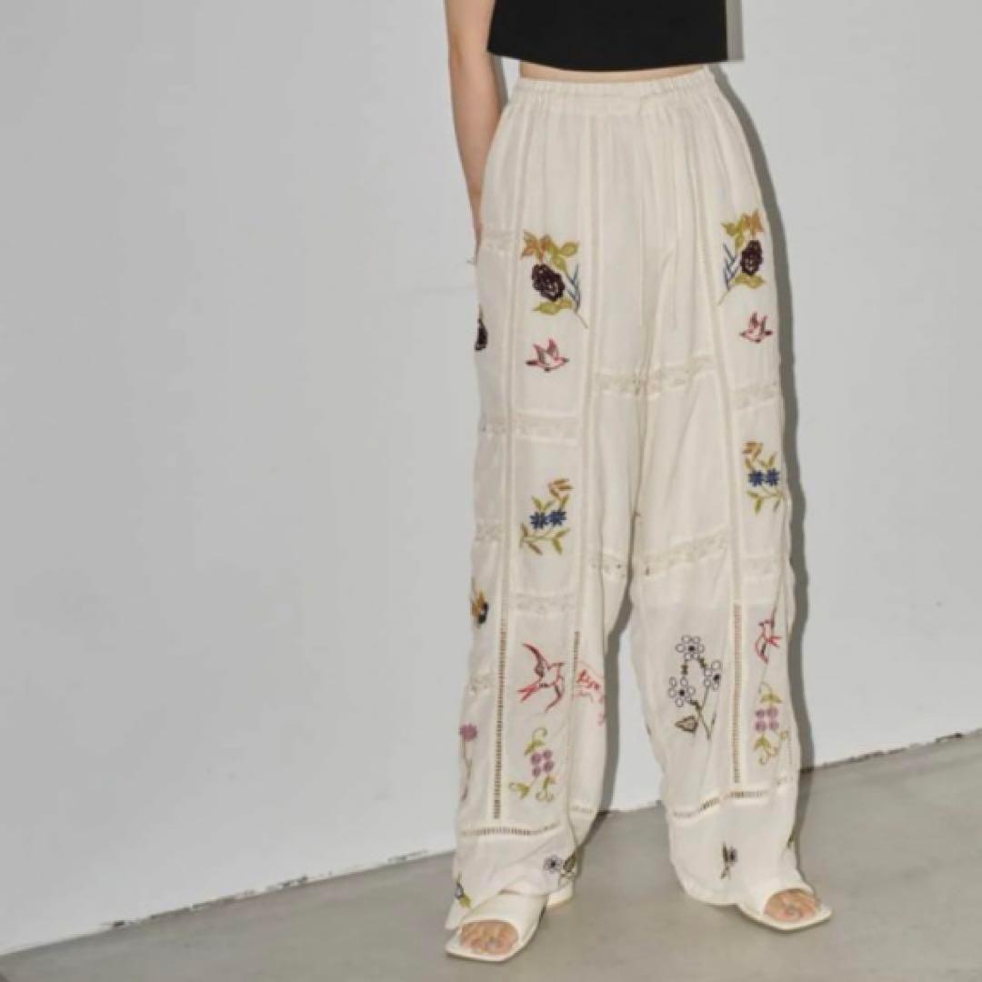 Embroidery Patchwork Trousers　todayful