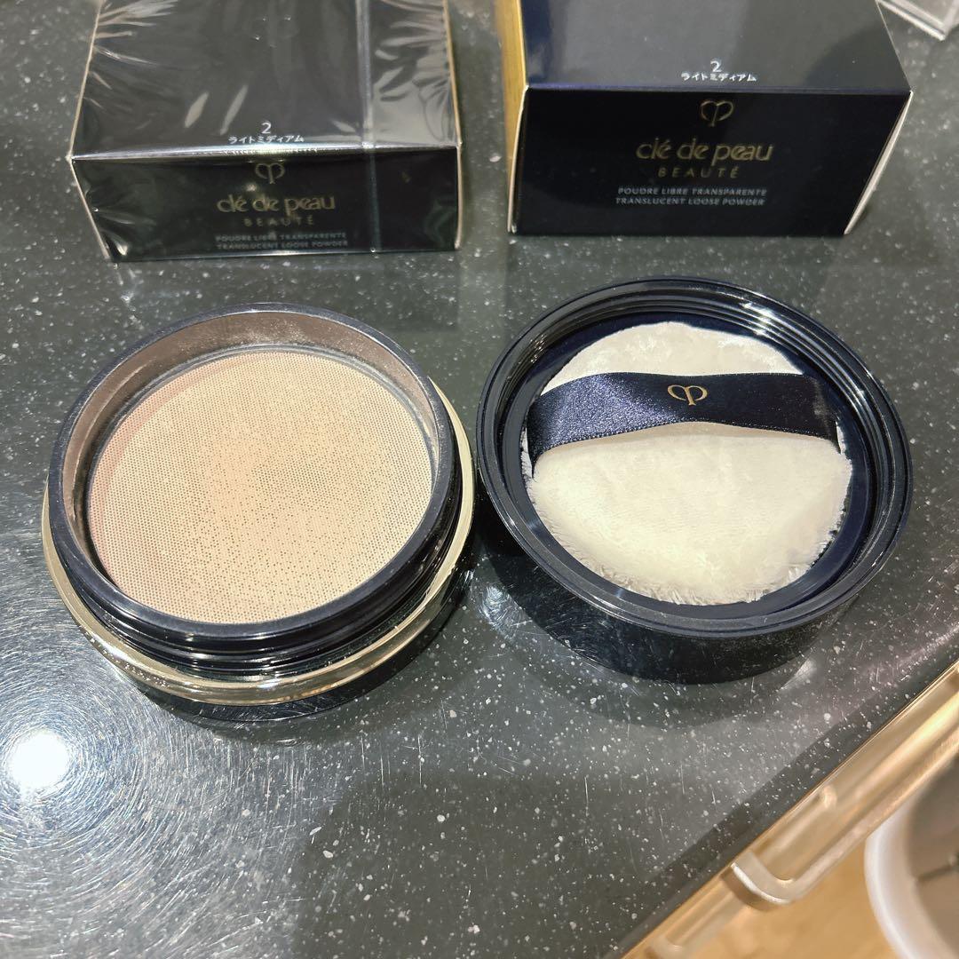 クレドポーボーテ　プードルトランスパラントn フェースパウダー