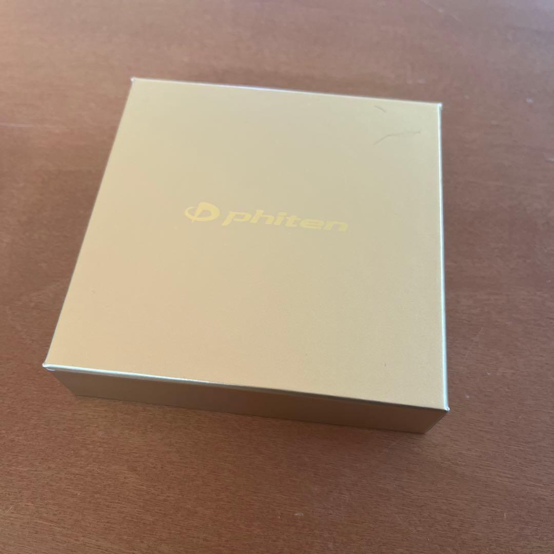 ファイティン　RAKUWA チタンネックレス　Vタイプ