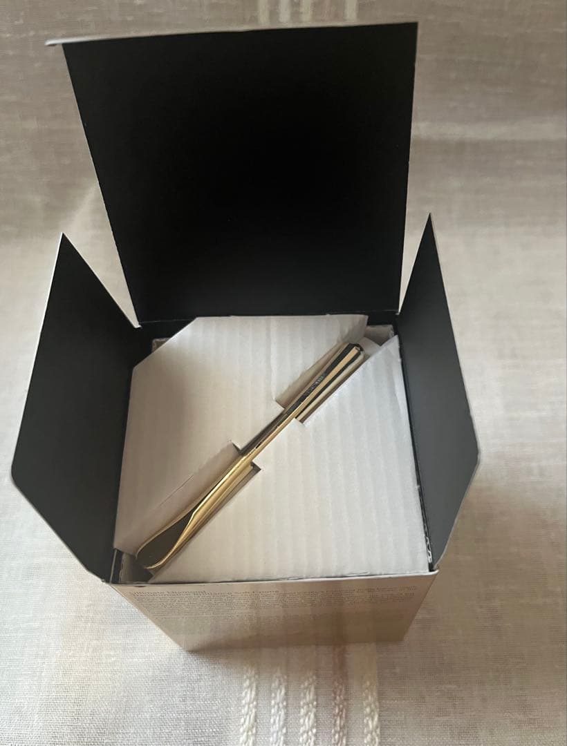 【新品未使用】エスティローダー リニュートリブ　ダイヤモンドブリリアンスクリーム