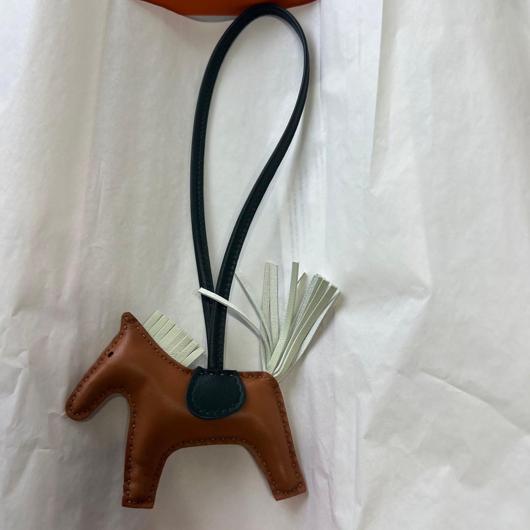 エルメス　ロデオ　ブラウン　深い緑　ホワイト　グリーン